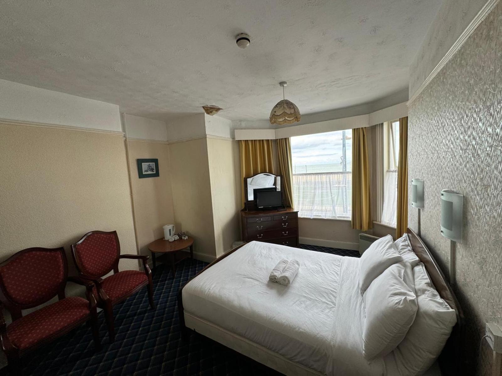 Royal Hotel Грейт-Ярмут Номер фото